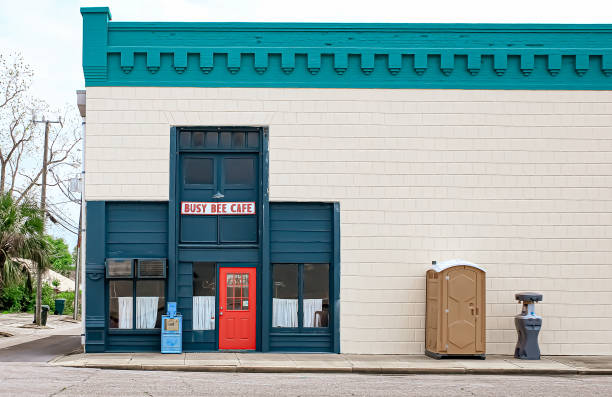 Best Porta potty delivery and setup  in Montgomery, MN